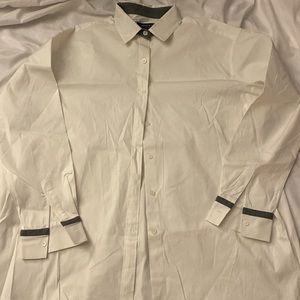 NWOT Lafayette 148 New York Women’s Button Down